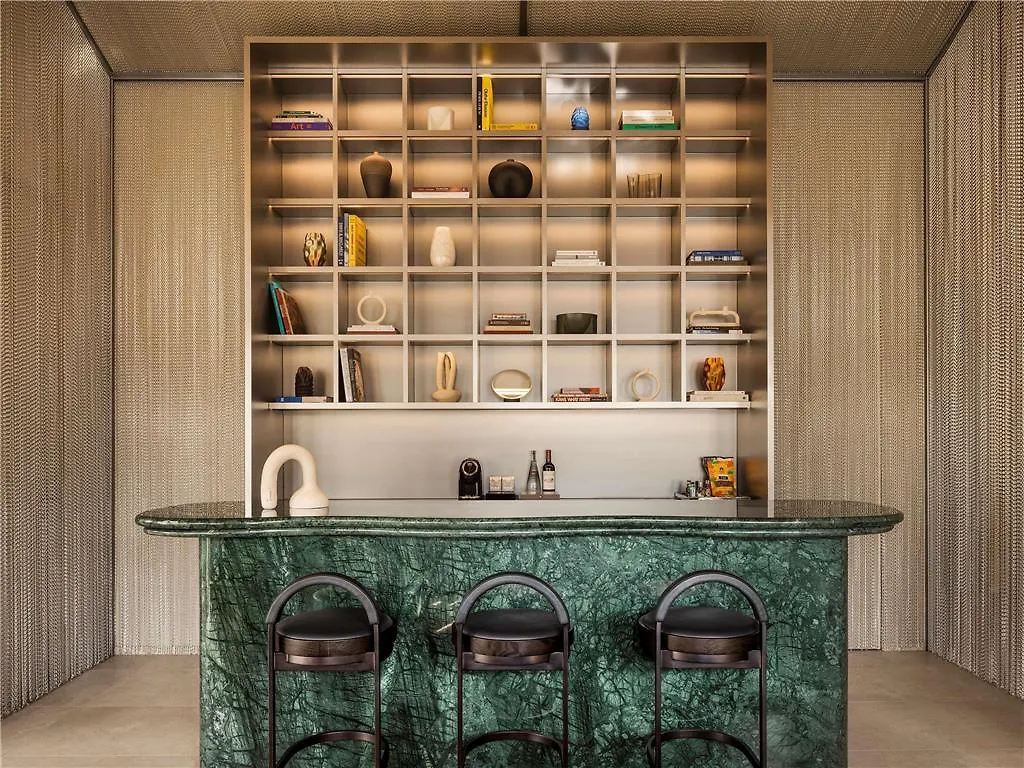Mondrian Singapore Duxton